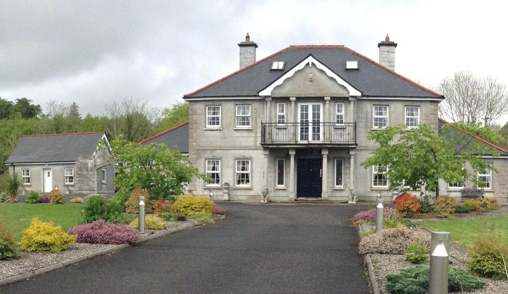 Deerpark Manor Bed And Breakfast Swinford Exterior photo